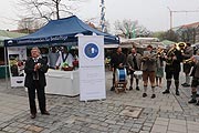 Spargelschäl Aktion von Euro-Toques Deutschland (©Foto. Martin Schmitz)